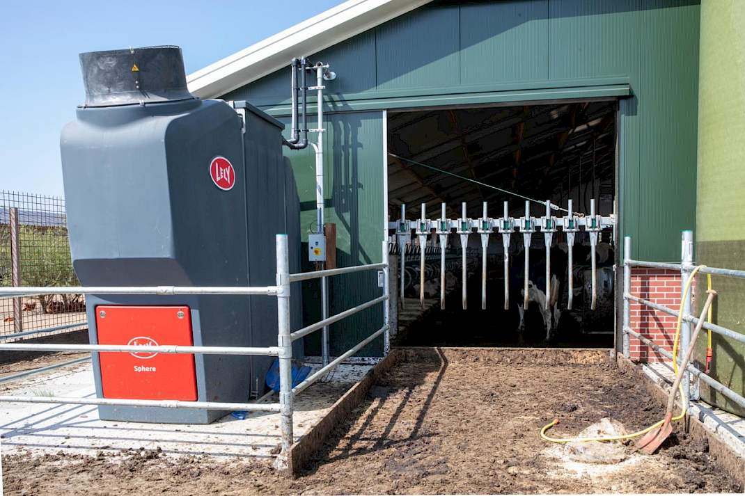 Lely Sphere is &eacute;&eacute;n van de weinige toegelaten technieken in de melkveehouderij.