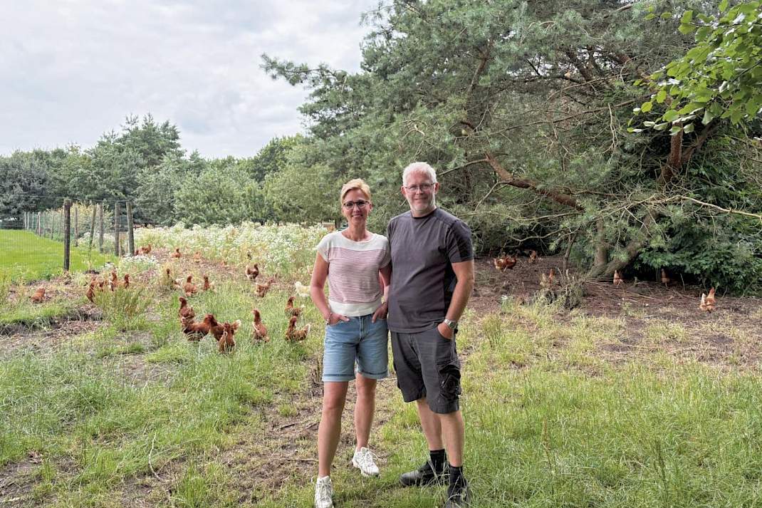 Rolf en zijn vrouw Daniëlle Kanninga houden 9.000 biologisch-dynamische leghennen.