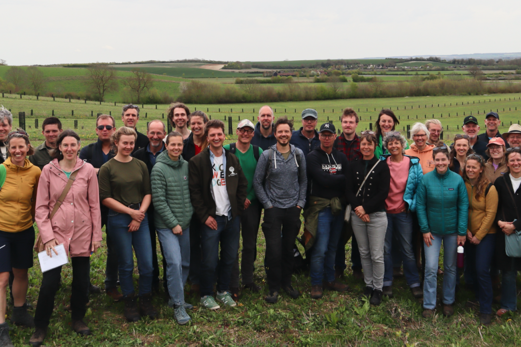 Groepsfoto van Nederlandse agroforestryboeren in Engeland