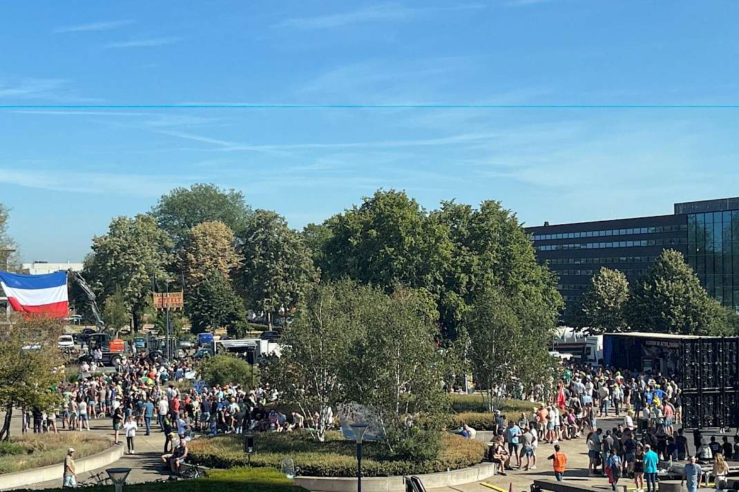 Het boerenprotest bij het provinciehuis van Noord-Brabant in Den Bosch.
