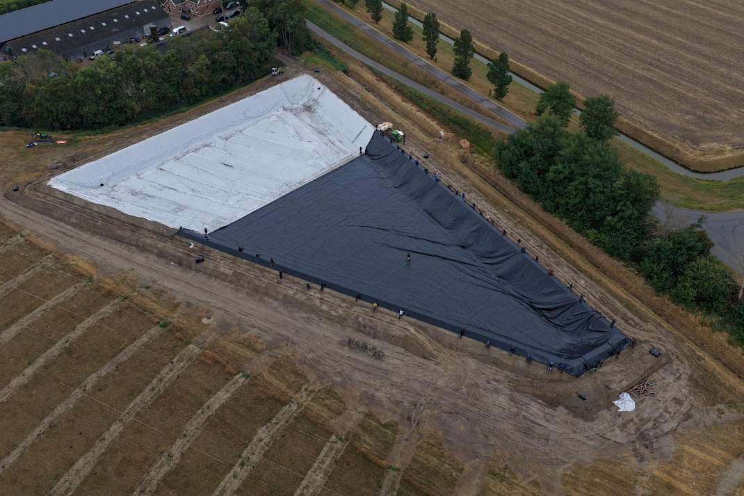 Het eerste bassin in Colijnsplaat