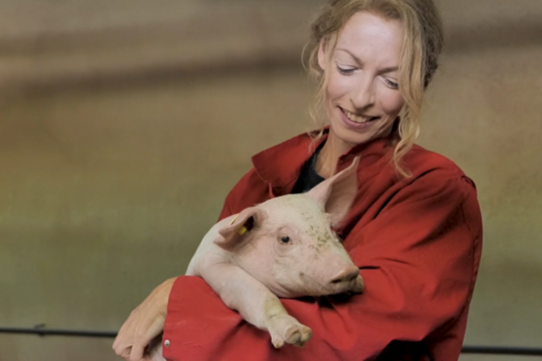 Lisette : &lsquo;Als de zuigstimulus vermindert dan kan de zeug al in het kraamhok berig worden&rsquo;