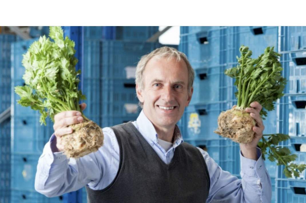 Theo Boon met knolselderij