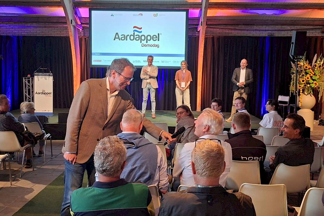 Andr&eacute; Hoogendijk seminar aardappeldemodag westmaas zaal