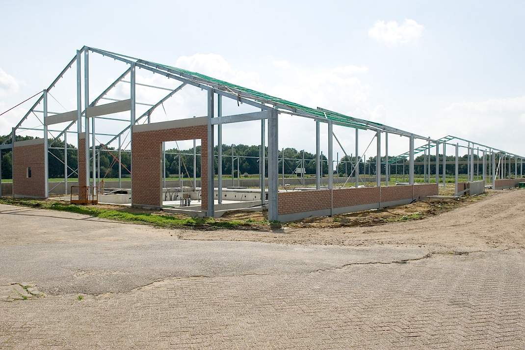 stal in aanbouw